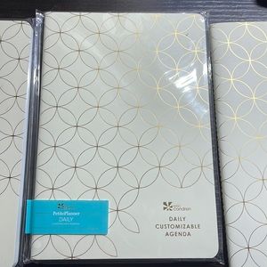 Erin Condren daily customizable agenda